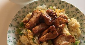 朝は無慈悲なチャーハン大盛り